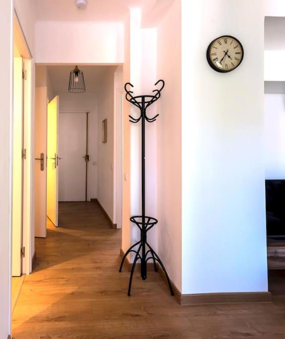 Ferienwohnung L'Azur 15'Plage 10'Port 5'Train Clim Wifi Pkg Toulon Exterior foto